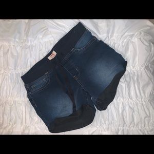 Cute jean shorts size Medium